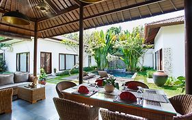 Ubud Raya Villa